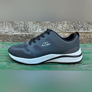 Easy Spirit SCHUGS Womens 7 Narrow Walking Sneakers Gray Comfort Shoes